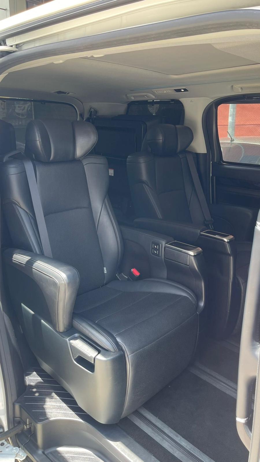 Toyota Alphard captain seats with premium leather